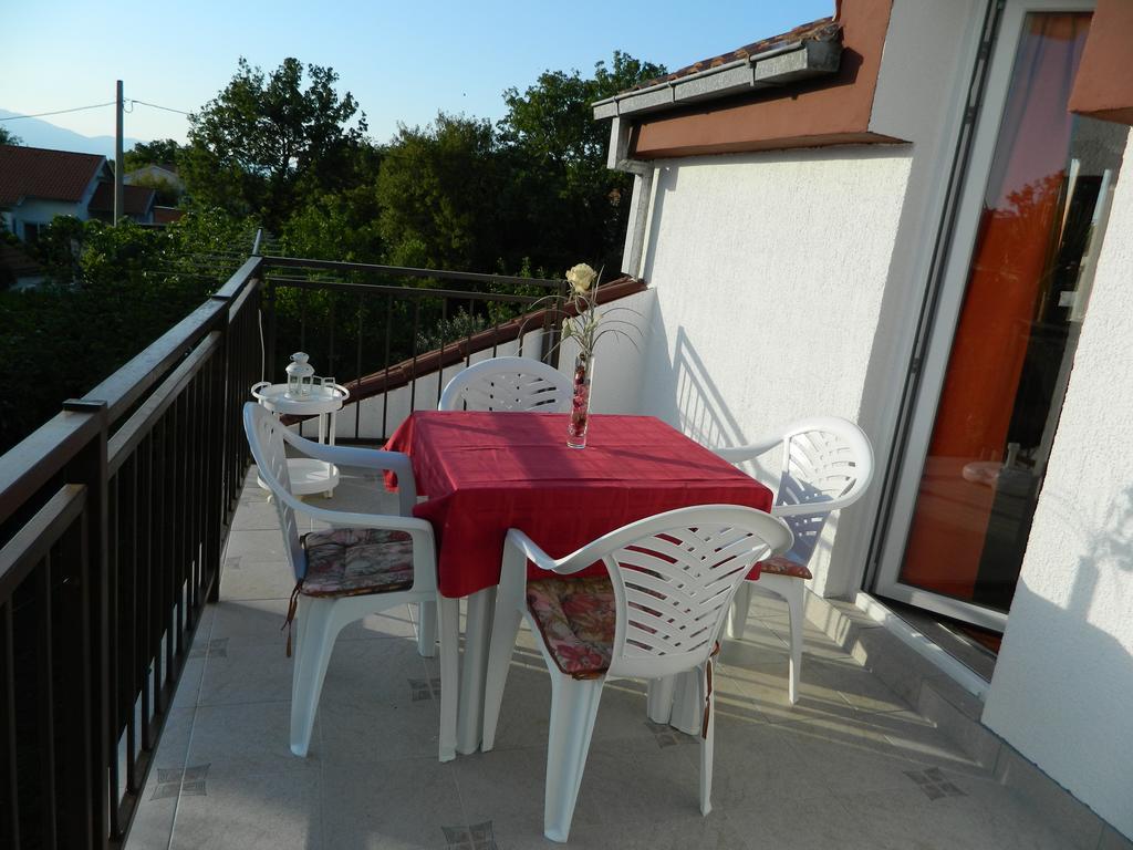 Apartments Zara & Jan Brzac Luaran gambar